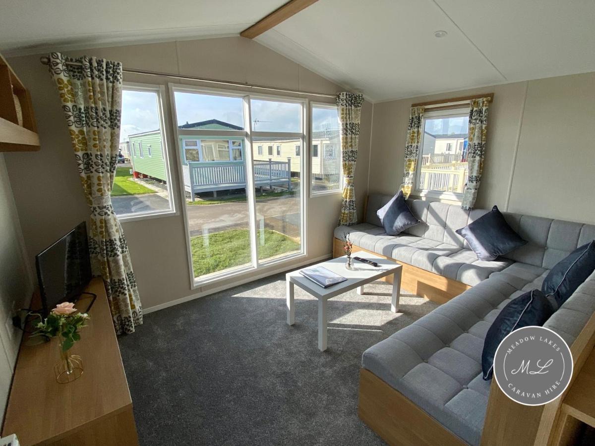Palm Grove 181- Golden Palm - Pet Friendly, Wifi, Central Heating, Bed Linen - Meadow Lakes Caravan & Lodge Hire 채플 세인트 레오나즈 외부 사진